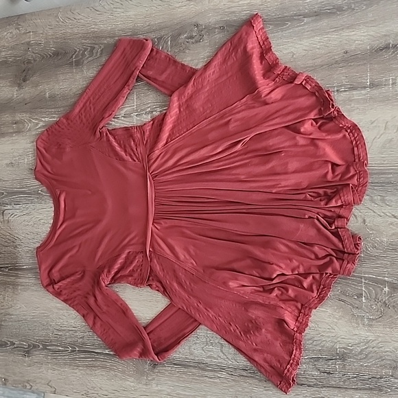 Free People Birdie Henley Top in Cowboy Flowy Tunic Top Brick Red Small - Picture 8 of 13